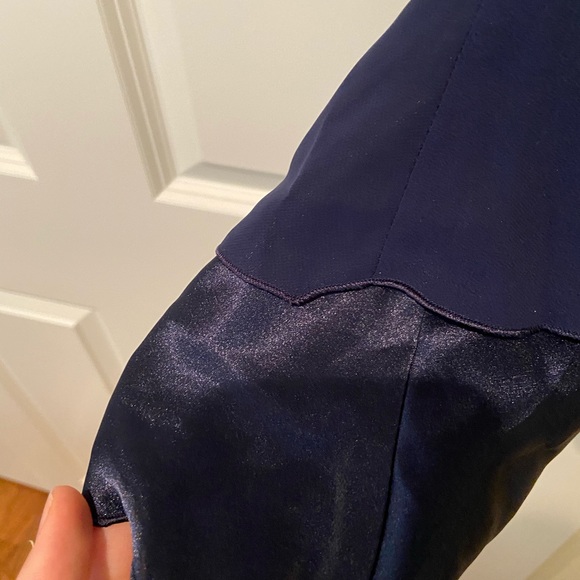 satin floral top with mesh overlay - Picture 3 of 3